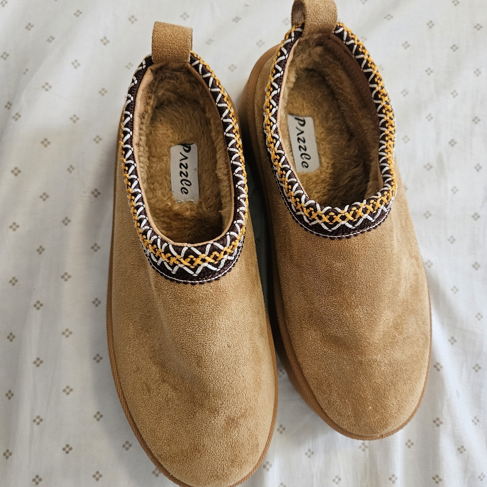 PAZZO Tan Shoes